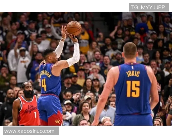 快船与掘金精彩对决手机直播全程回放尽在掌握