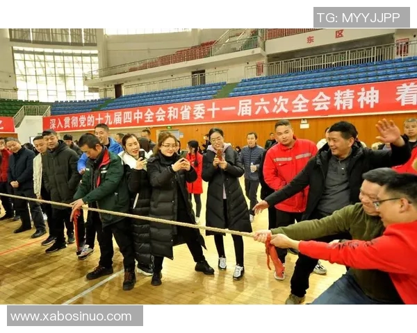 小球迷激情直播广州足球比赛展现青春活力与团队精神